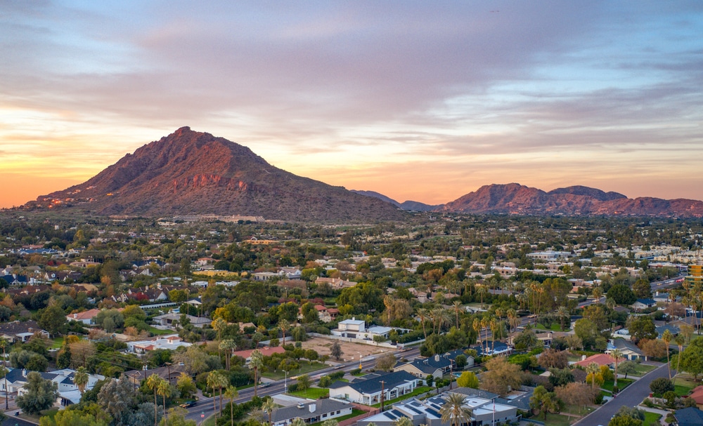 Urban,Sunset,Over,Downtown,Scottsdale,Arizona